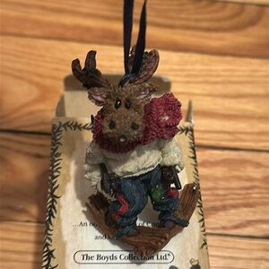 Boyd’s bear skiing moose ornament